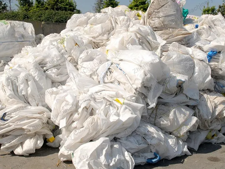 перерабатываемые отходы пластиковой пленки