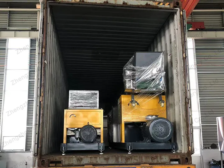 Loading of plastic granulator to Côte d'Ivoire
