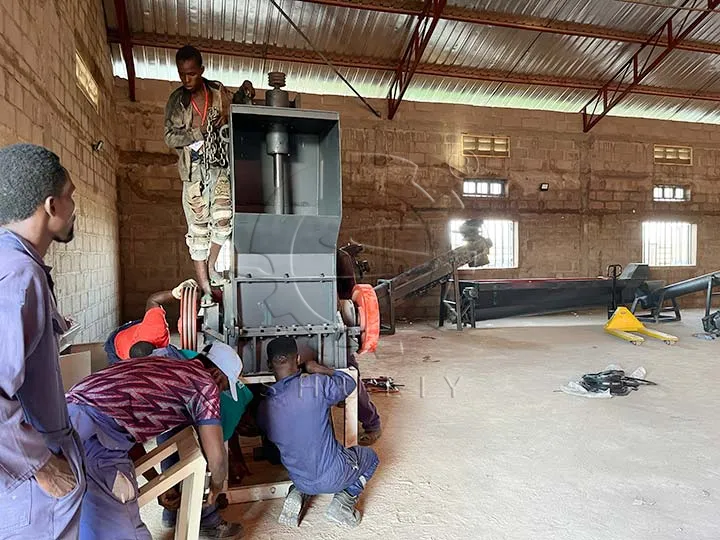 В Нигерии установлена ​​машина по переработке ПЭТ-бутылок
